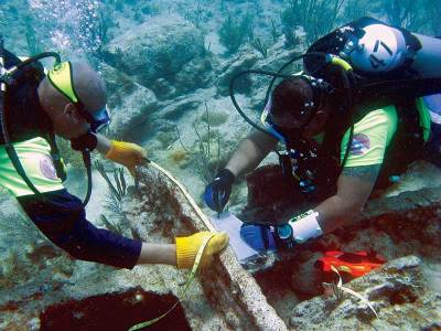 Citizen Archaeologists Underwater